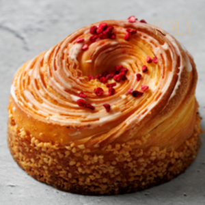Chef Sachi Takagi - Signature Pastries